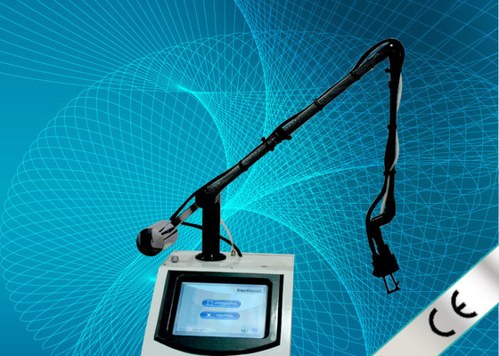 Máquina fraccionaria/equipo del laser del CO2 del dióxido de carbono para el retiro de la cicatriz de la cirugía